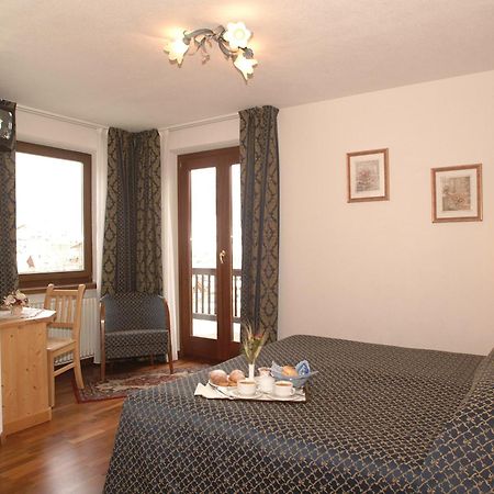 Hotel Corona Carano  Buitenkant foto