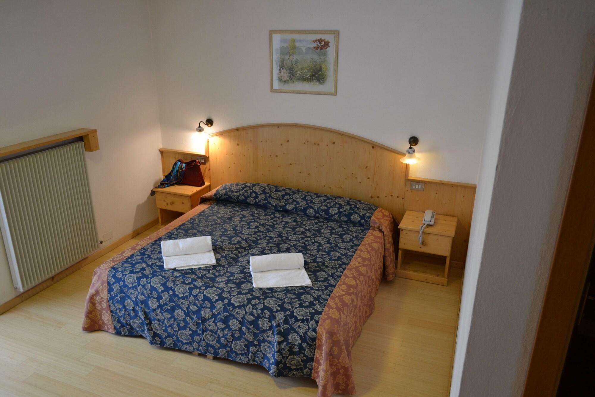 Hotel Corona Carano  Buitenkant foto