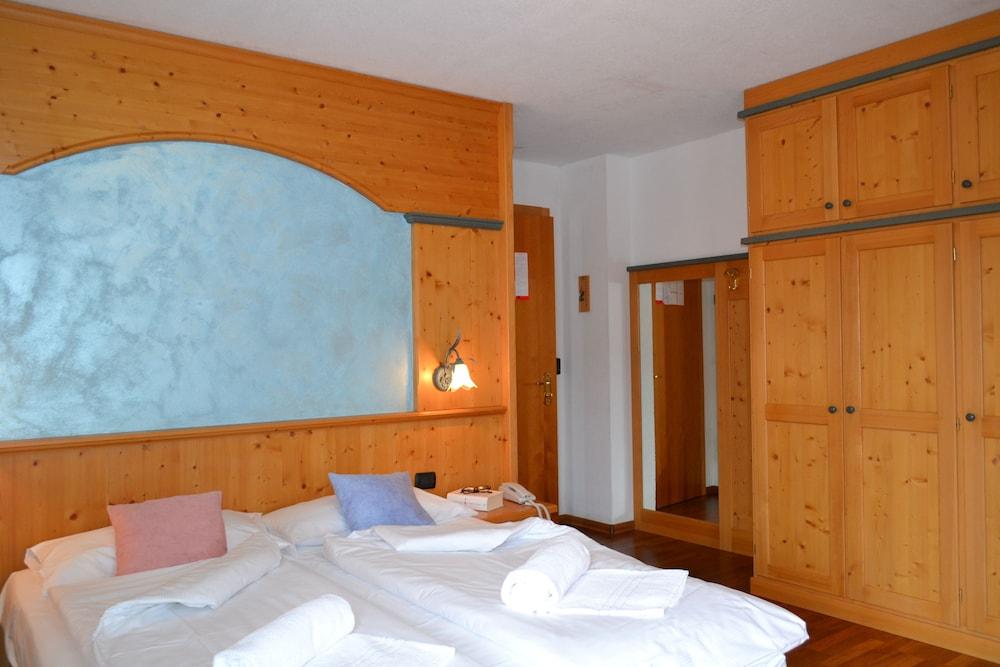 Hotel Corona Carano  Buitenkant foto