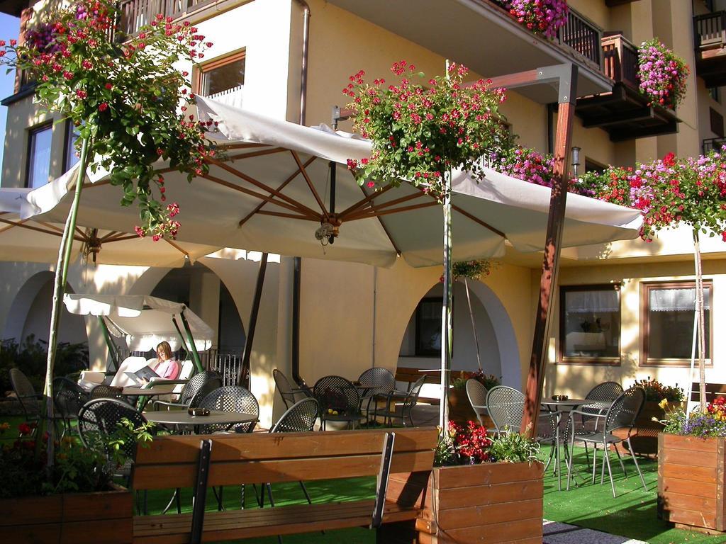Hotel Corona Carano  Buitenkant foto