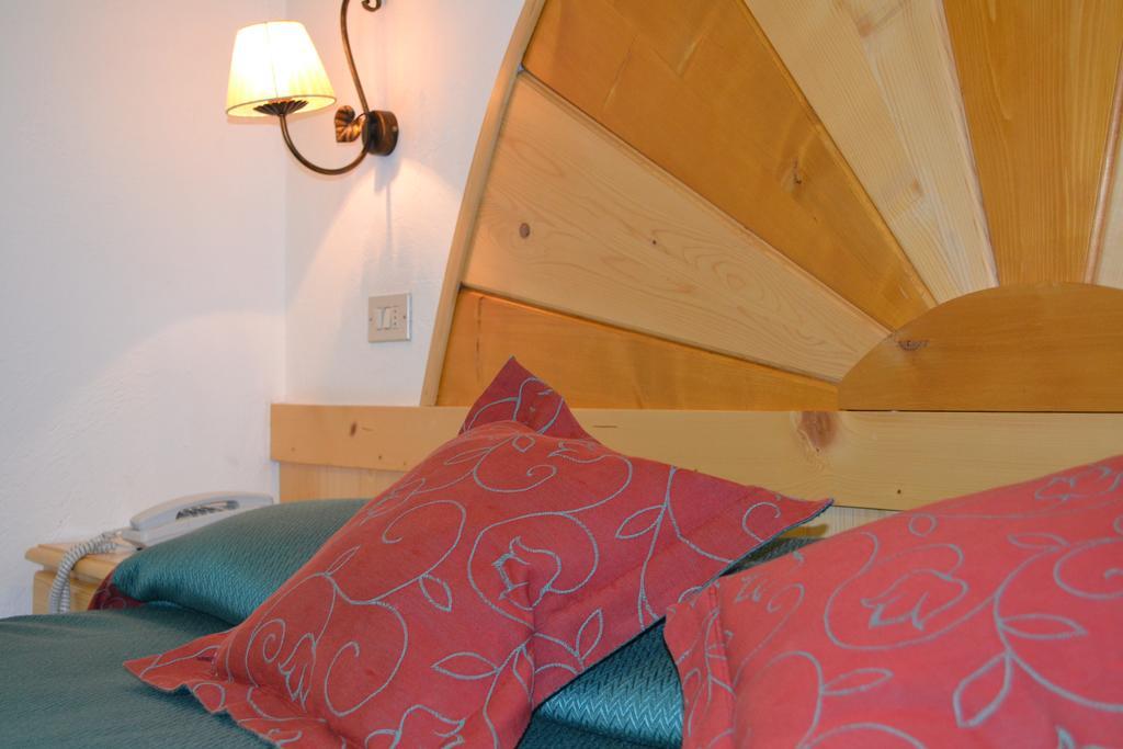 Hotel Corona Carano  Buitenkant foto